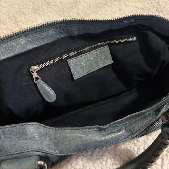 Balenciaga Part Time Giant Stud Leather Shoulder Bag Medium - Picture 6 of 11